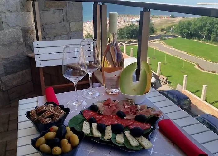 For Guests Panorama - First Line Sea Appartamento Burgas